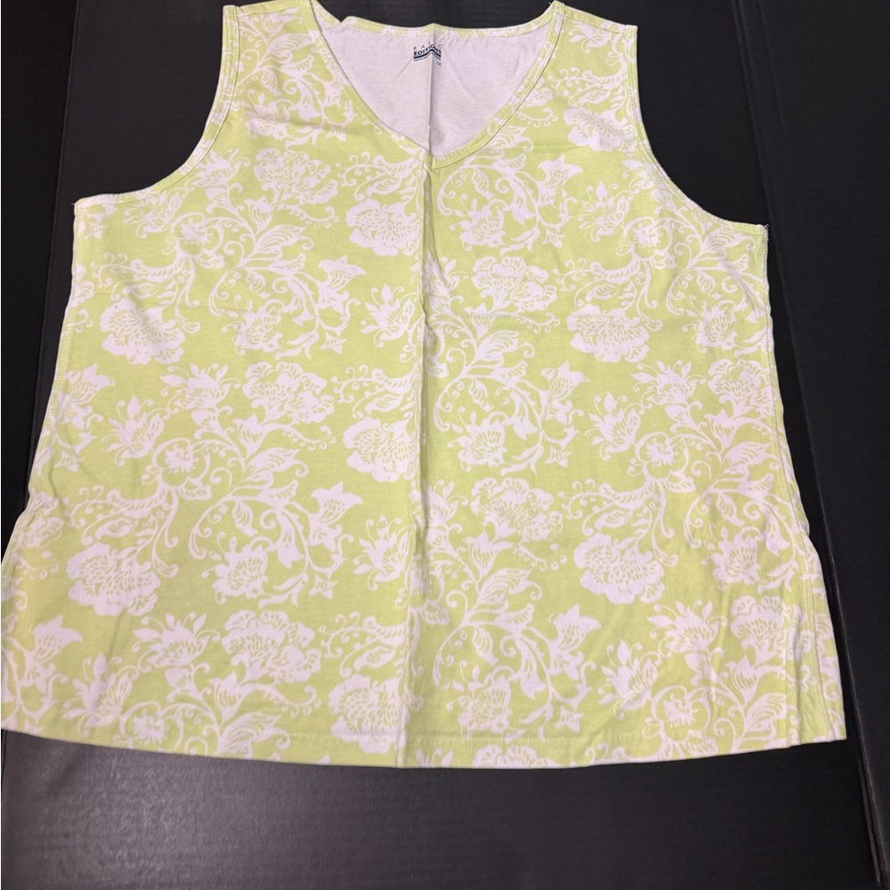 Basic Editions Green and White Floral Tank Top